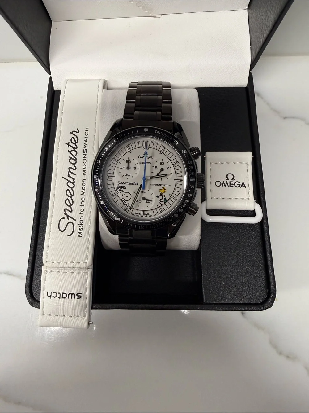 MoonSwatch MOD Mission to the Moon Snoopy Rare on Stainless Steel